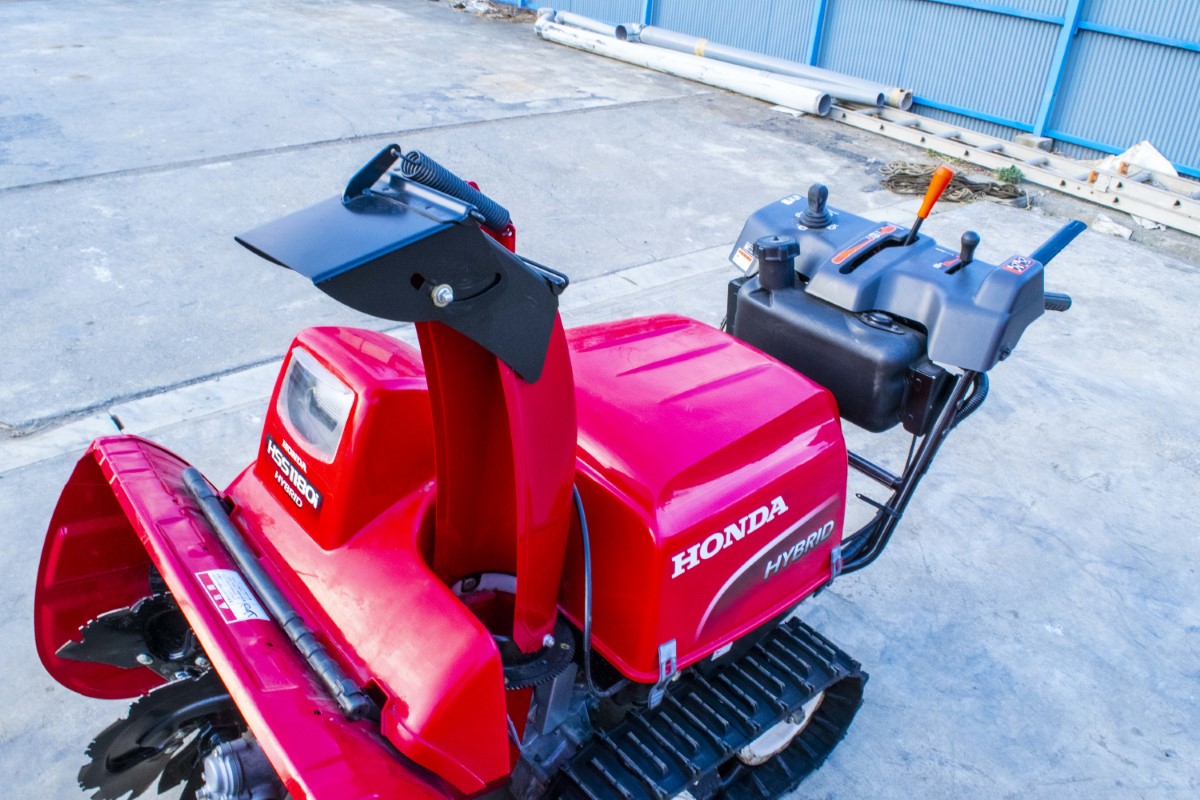ホンダ・除雪機・HSS1180i | クロバト農機具販売